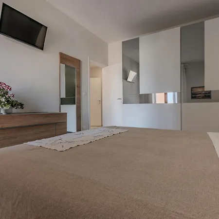 Apartment Notre Dame *
