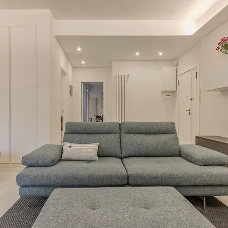 Notre Dame Apartment